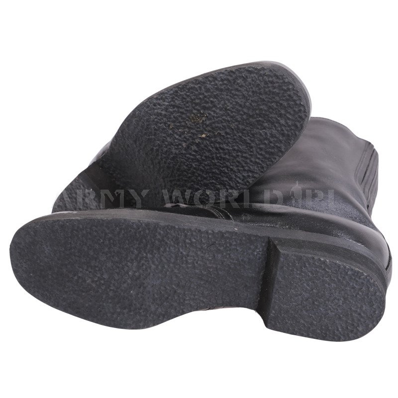 polishing army boots