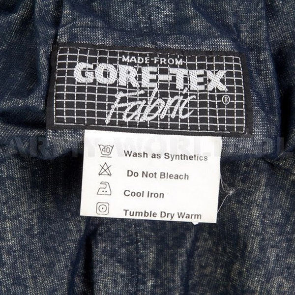 Kombinezon Trudnopalny Wodoodporny Gore-Tex Fabric Z Zamkami Granatowy Demobil BDB