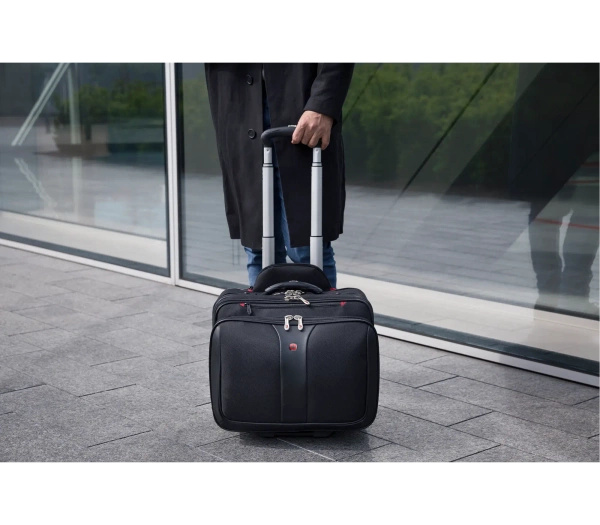 Torba Na Kółkach 32l Wenger Patriot Czarna (600662)