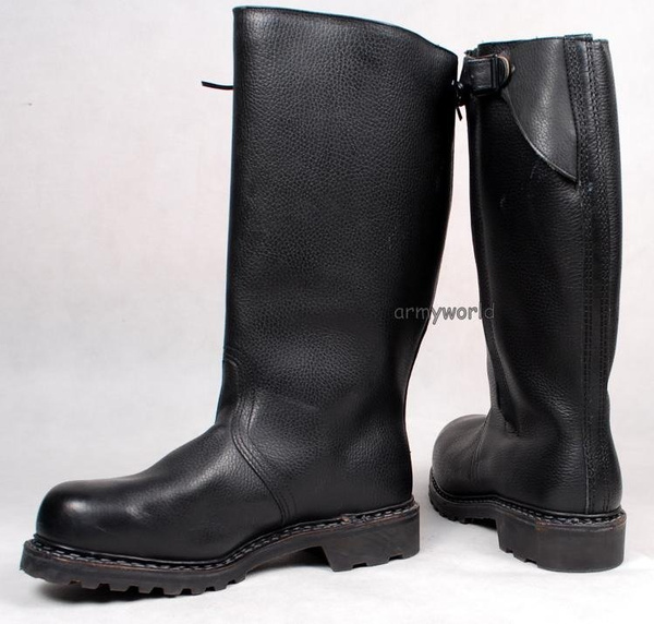 Military Jackboots Warmed With Fur With Zippers Original Like New ones