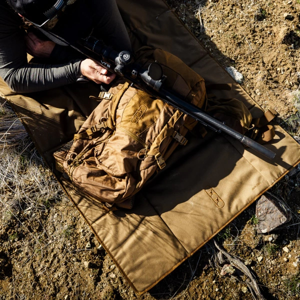 Mata Snajperska Dirt Nap Shooting Mat Eberlestock Coyote Brown (DNMC)