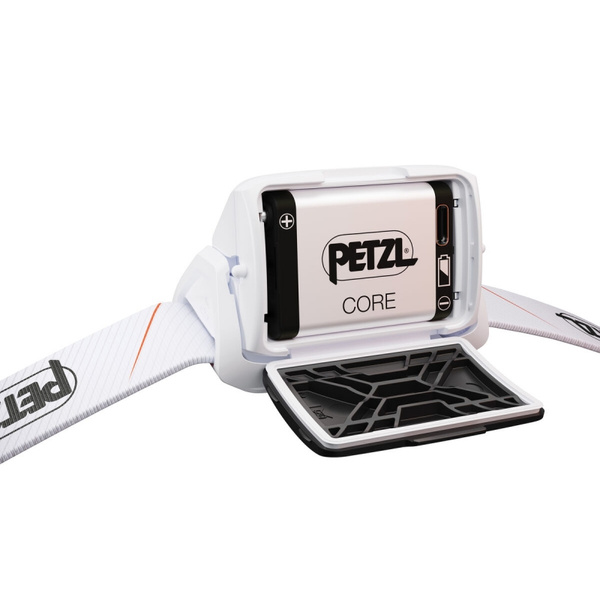 Latarka Czołowa TIKKA Core Petzl 450 lm Biała (E067AB03)