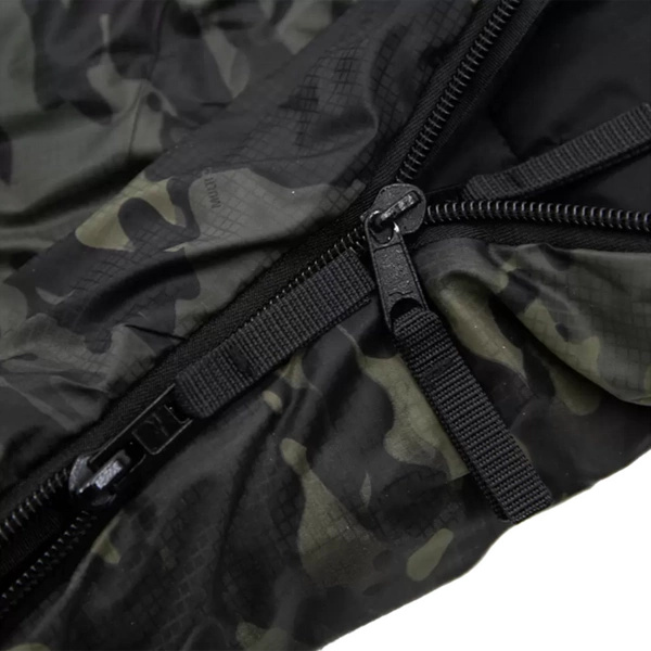 Śpiwór Tropen (+5°C / -8°C) Carinthia Multicam Black