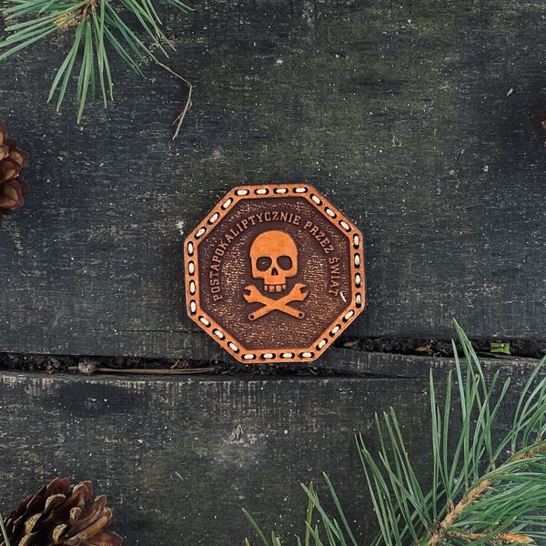 Naszywka Skórzana Postapokaliptycznie Przez Świat Tigerwood Jasnobrązowa